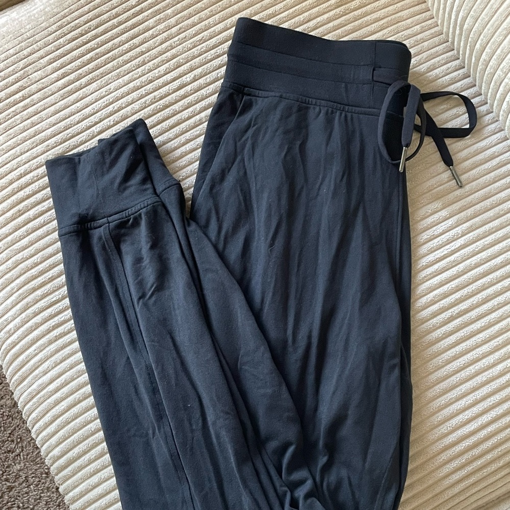 Ready to Rulu joggers